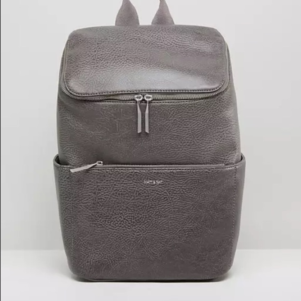 Matt & Nat Brave Backpack in the Color Carbon